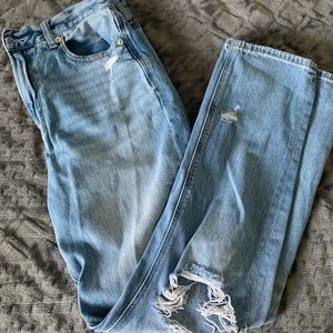 American Eagle ripped mom jeans